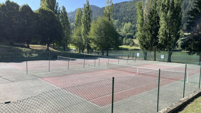 Court de tennis – Belcaire